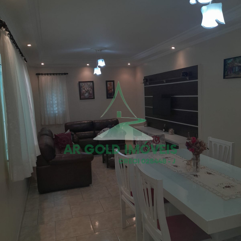 Casa à Venda na Vila Mangalot - Oportunidade Imperdível!