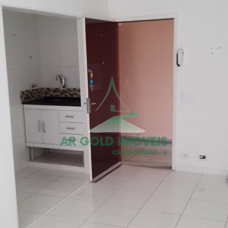 Studio Reformado em Perdizes – Pronto para Morar!