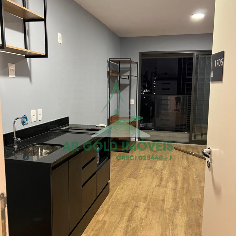 Loft à venda na Pompeia | 27m² | Suíte | Condomínio GO Platô | Piscina, coworking e academia | Próx.