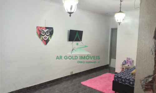 Oportunidade Imperdível! Imóvel com 3 residências no mesmo terreno – ideal para morar e investir!