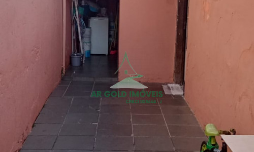 Oportunidade Imperdível! Imóvel com 3 residências no mesmo terreno – ideal para morar e investir!