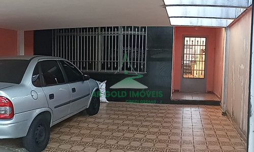 Oportunidade Imperdível! Imóvel com 3 residências no mesmo terreno – ideal para morar e investir!