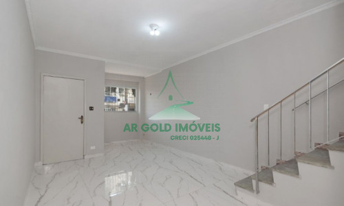 Casa comercial à venda em Santana | 125m² | 6 salas | Pronta para uso | Ao lado do Metrô