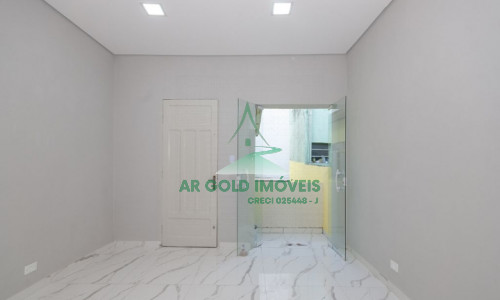 Casa comercial à venda em Santana | 125m² | 6 salas | Pronta para uso | Ao lado do Metrô