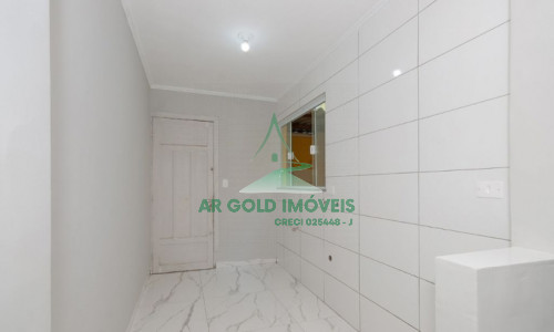 Casa comercial à venda em Santana | 125m² | 6 salas | Pronta para uso | Ao lado do Metrô