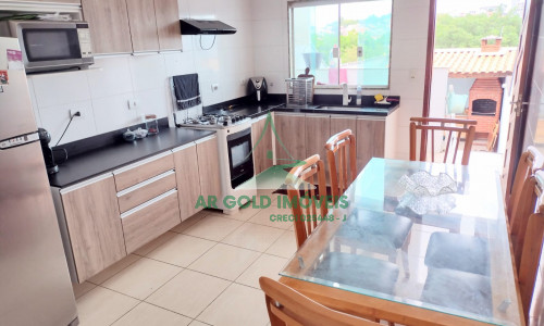 Sobrado à venda no Parque Boturussu | 3 dormitórios | 110m² | 2 vagas | Churrasqueira