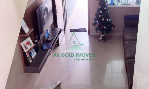 Sobrado à venda no Parque Boturussu | 3 dormitórios | 110m² | 2 vagas | Churrasqueira