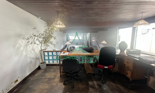 Oportunidade Única: Sobrado, Escritório e Casa de Luxo à Venda | Carandiru, Centro e Mangaratiba