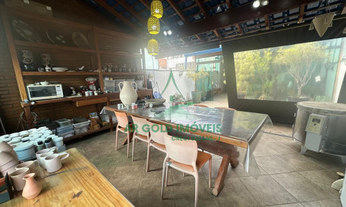 Oportunidade Única: Sobrado, Escritório e Casa de Luxo à Venda | Carandiru, Centro e Mangaratiba