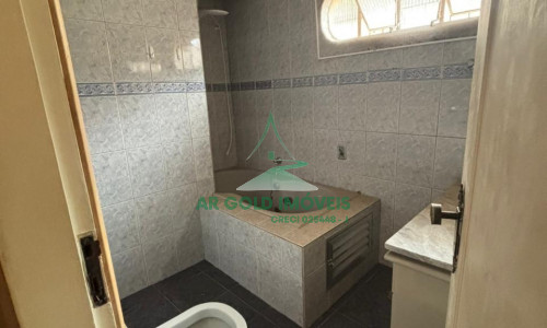 Sobrado à venda | 3 dormitórios | 4 vagas | Espaço gourmet | Documentação ok