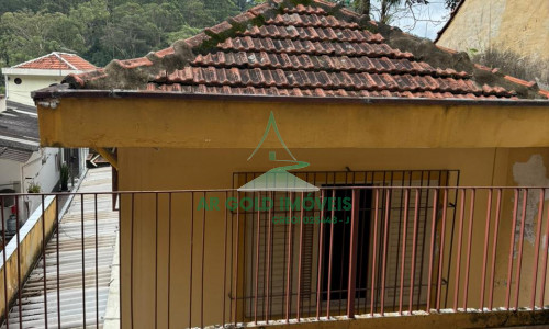 Sobrado à venda | 3 dormitórios | 4 vagas | Espaço gourmet | Documentação ok