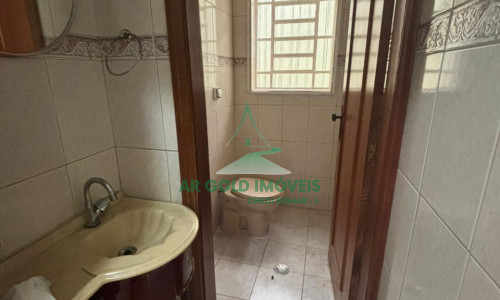 Sobrado à venda | 3 dormitórios | 4 vagas | Espaço gourmet | Documentação ok