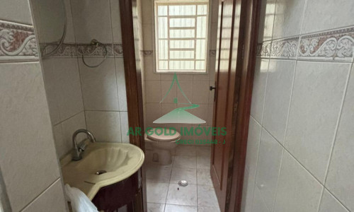 Sobrado à venda | 3 dormitórios | 4 vagas | Espaço gourmet | Documentação ok