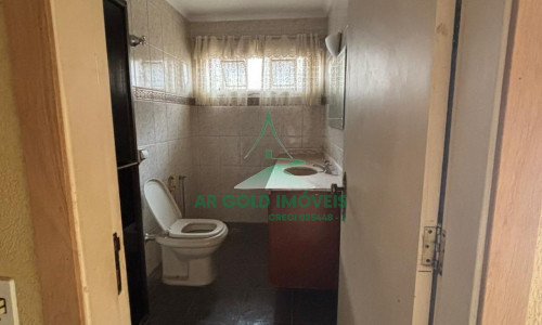 Sobrado à venda | 3 dormitórios | 4 vagas | Espaço gourmet | Documentação ok