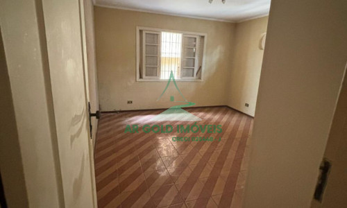 Sobrado à venda | 3 dormitórios | 4 vagas | Espaço gourmet | Documentação ok