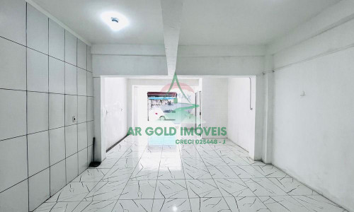 Galpão comercial para locação na Barra Funda | 80m² | Vão livre | Rua Anhanguera