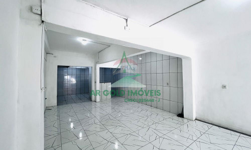 Galpão comercial para locação na Barra Funda | 80m² | Vão livre | Rua Anhanguera