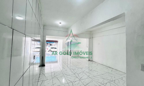 Galpão comercial para locação na Barra Funda | 80m² | Vão livre | Rua Anhanguera