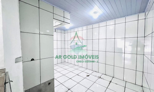 Galpão comercial para locação na Barra Funda | 80m² | Vão livre | Rua Anhanguera