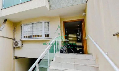 Sobrado à venda no Tatuapé | 3 suítes | 5 vagas | Mobiliado | Próx. Metrô, Shoppings