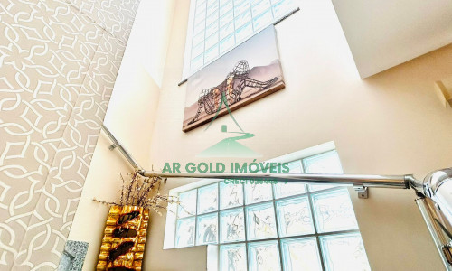 Sobrado à venda no Tatuapé | 3 suítes | 5 vagas | Mobiliado | Próx. Metrô, Shoppings