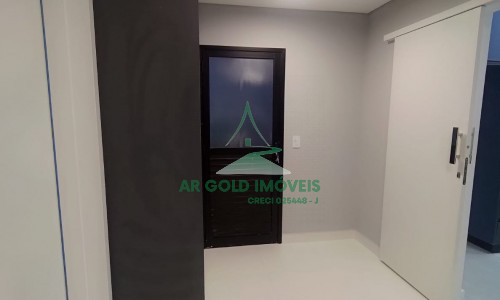 Casa de alto padrão à venda em Atibaia | Condomínio La Reserva | 4 suítes | Vista Pedra Grande