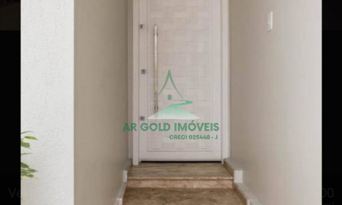 Casa moderna à venda ou locação no Ipiranga | 2 suítes | 2 vagas | 400m do Metrô Sacomã