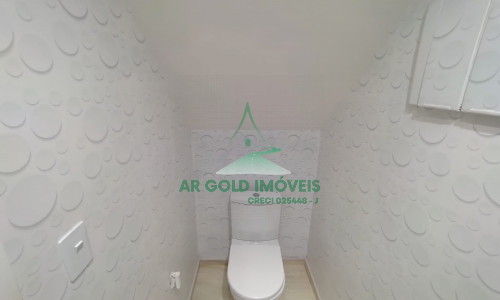 Casa moderna à venda ou locação no Ipiranga | 2 suítes | 2 vagas | 400m do Metrô Sacomã