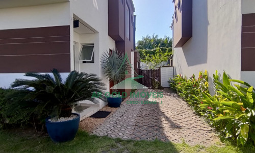 Casa em condomínio fechado à venda ou locação em Juquehy | 4 suítes | Lazer completo | Próx. à praia