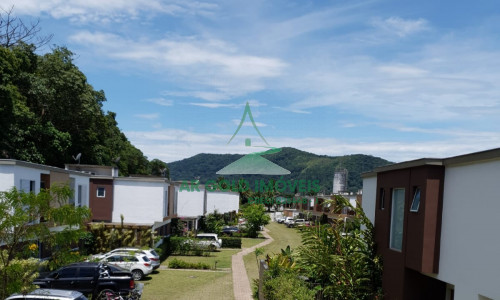 Casa em condomínio fechado à venda ou locação em Juquehy | 4 suítes | Lazer completo | Próx. à praia