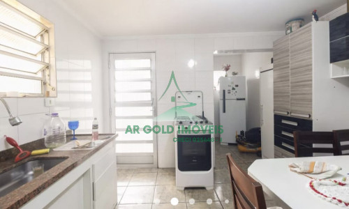 Casa à venda na Penha | 100m² | 2 dormitórios | Churrasqueira | Próx. Shopping e Metrô