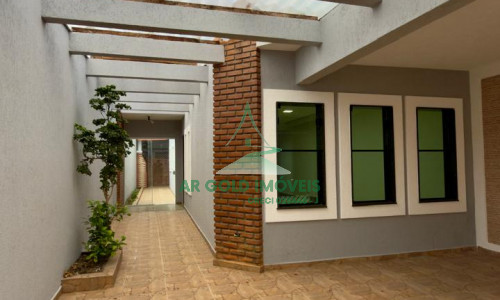 Sobrado à venda no Jd. N. Sra. do Carmo | 163m² | 2 suítes | Churrasqueira | 2 vagas