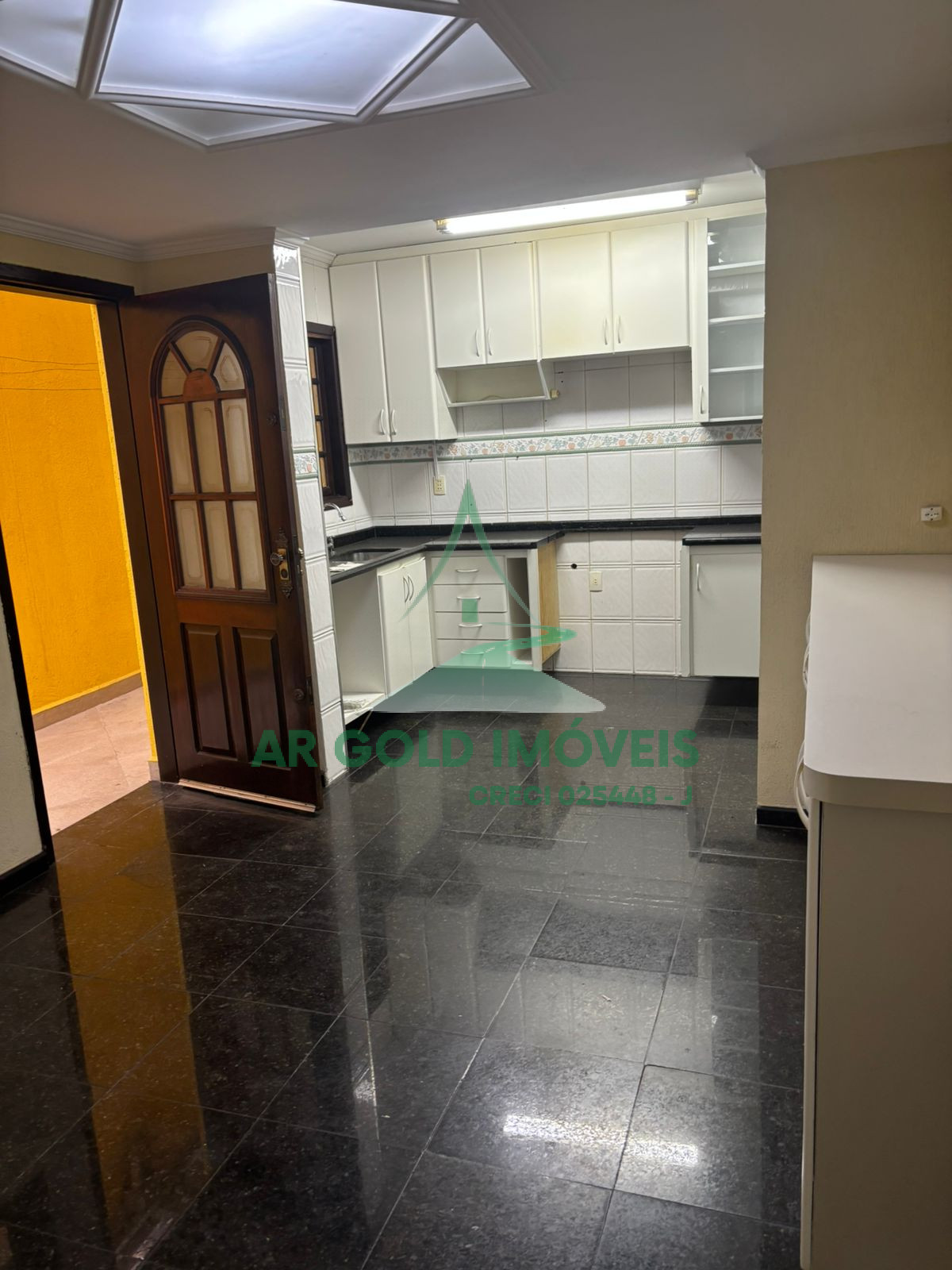 Casa em condomínio à venda | 129m² | 3 dorm | 3 vagas | Mobiliada | Fazenda Aricanduva