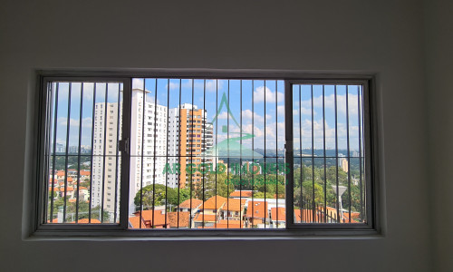 Casa à venda ou locação no Alto de Pinheiros | 231m² | 2 dormitórios | 2 vagas