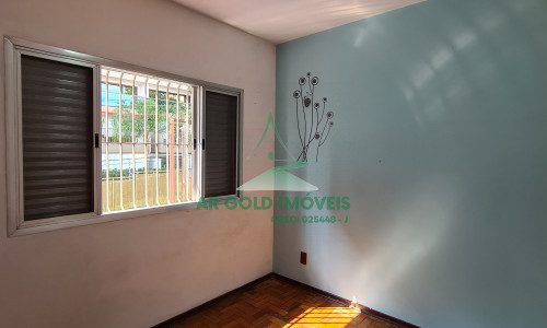 Casa à venda ou locação no Alto de Pinheiros | 231m² | 2 dormitórios | 2 vagas