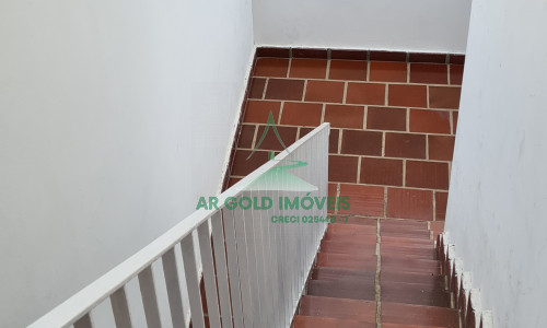 Casa à venda ou locação no Alto de Pinheiros | 231m² | 2 dormitórios | 2 vagas