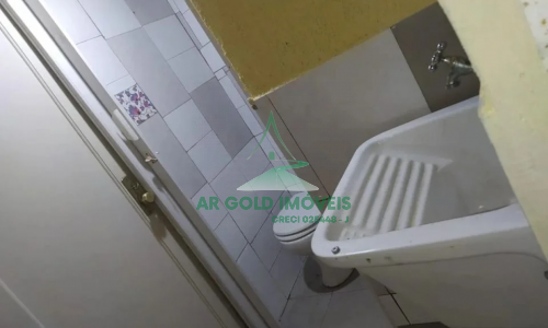 Sobrado à venda ou locação em Pinheiros | 314m² | 9 dormitórios | Salão comercial | 2 vagas