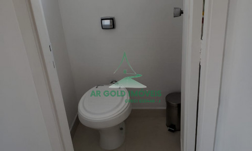 Apartamento à venda em Pinheiros | 160m² | Varanda | 3 banheiros + lavabo | 2 vagas