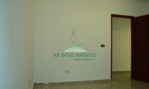 Imóvel com renda à venda | 3 casas no terreno | Jardim Ipanema | Excelente investimento