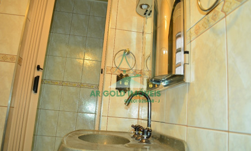 Imóvel com renda à venda | 3 casas no terreno | Jardim Ipanema | Excelente investimento