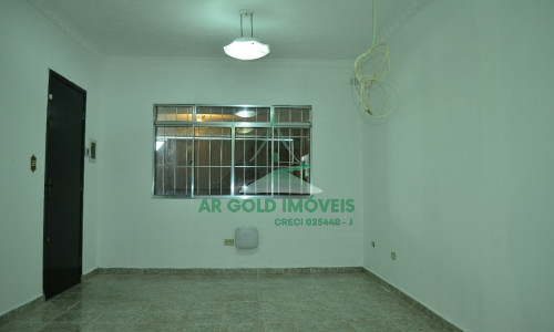 Imóvel com renda à venda | 3 casas no terreno | Jardim Ipanema | Excelente investimento