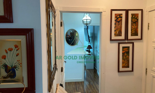 Apartamento de alto padrão à venda no Pacaembu | 230m² | 3 suítes | 4 vagas | Rua Traipu