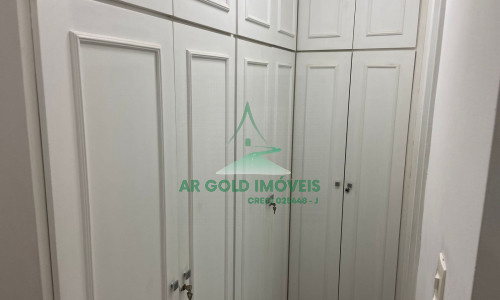 Apartamento de alto padrão à venda no Pacaembu | 230m² | 3 suítes | 4 vagas | Rua Traipu