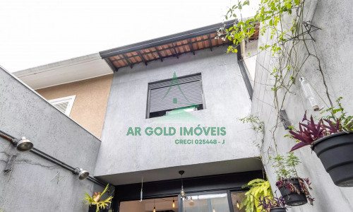 Casa à venda na Lapa | 3 dormitórios | 1 vaga | Quintal e churrasqueira | Próx. CPTM