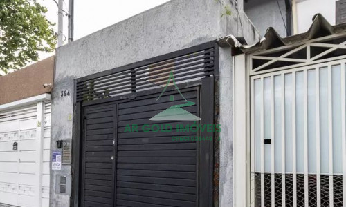 Casa à venda na Lapa | 3 dormitórios | 1 vaga | Quintal e churrasqueira | Próx. CPTM