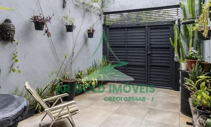 Casa à venda na Lapa | 3 dormitórios | 1 vaga | Quintal e churrasqueira | Próx. CPTM