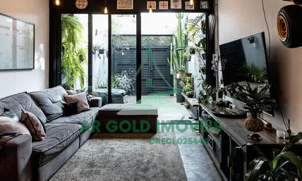 Casa à venda na Lapa | 3 dormitórios | 1 vaga | Quintal e churrasqueira | Próx. CPTM