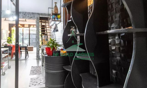 Casa à venda na Lapa | 3 dormitórios | 1 vaga | Quintal e churrasqueira | Próx. CPTM