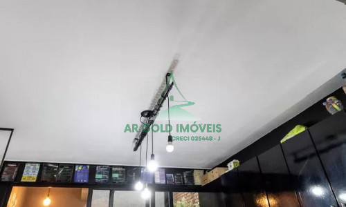 Casa à venda na Lapa | 3 dormitórios | 1 vaga | Quintal e churrasqueira | Próx. CPTM