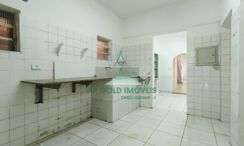 Prédio comercial à venda ou locação no Pacaembu | 375m² | 5 vagas | Av. Pacaembu